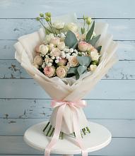 Букет цветов из:  Розы и Лизиантусы в Чистогорском