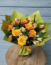 Букет цветов из:  Альстромерии и Розы в Чистогорском