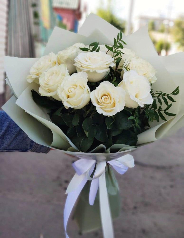 Букет Белые розы Проуд в Чистогорском