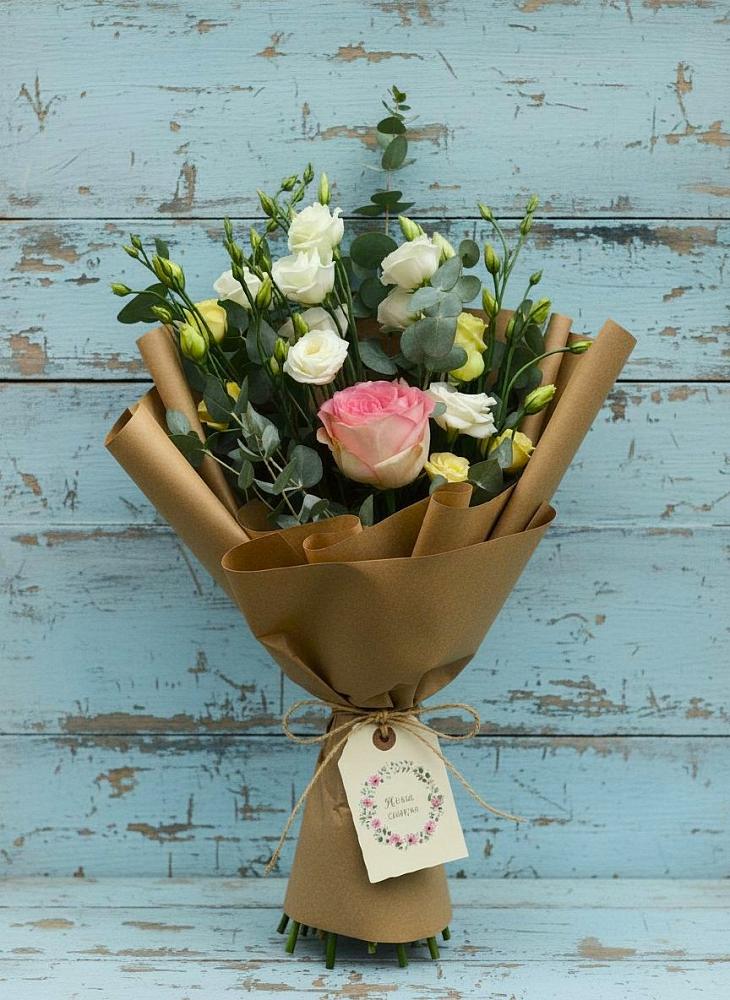 Букет цветов из: Розы и Лизиантусы в Чистогорском