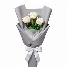 Букет 3 белые розы в Чистогорском