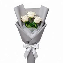 Букет 3 белые розы в Чистогорском