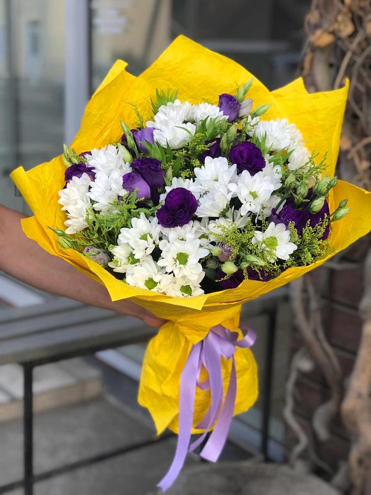 Букет цветов из: Ирисы, Хризантемы и Ромашки в Чистогорском