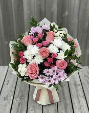Букет цветов из:  Альстромерии, Гвоздики, Розы и Хризантемы в Чистогорском