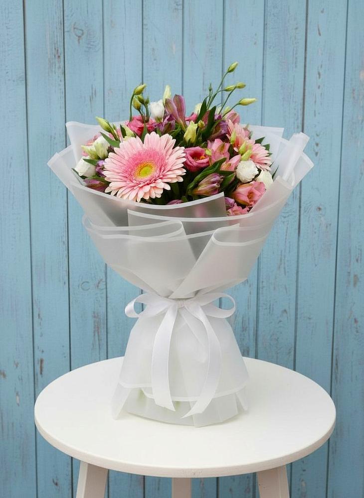 Букет цветов из: Герберы, Альстромерии и Лизиантусы в Чистогорском