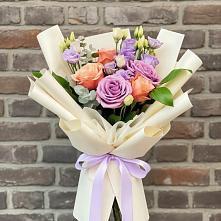 Букет цветов из:  Лизиантусы и Розы #REPLACE_PRED# Чистогорском