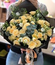 Букет цветов из:  Розы и Лизиантусы #REPLACE_PRED# Чистогорском