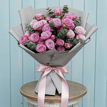 Букет цветов из:  Розы #REPLACE_PRED# Чистогорском